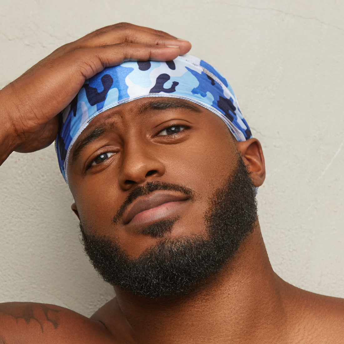 KISS Colors &amp; Care Power Wave Silky Satin Military Durag - Blue Camo